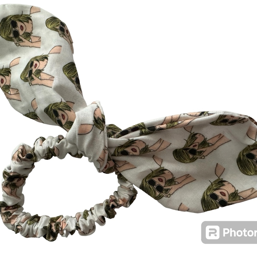 Swifties Sunglass scarf tie scrunchie hand made USA script cotton rare print NWT